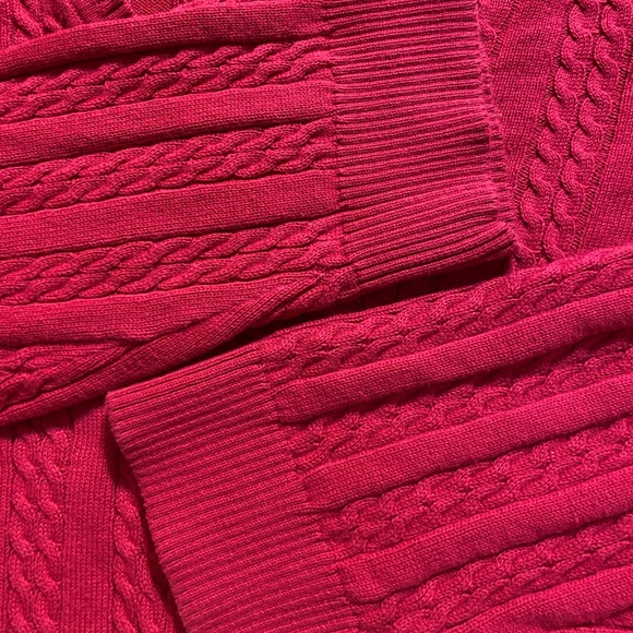 Super Soft 2X Tommy Hilfiger Red V-Neck Sweater Cable-Knit style Casual - Picture 2 of 9